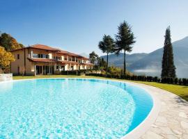 Tremezzo Residence 3-1 of 11 apartments in an exclusive residence by Italian Apartments, hotel v destinaci Tremezzo