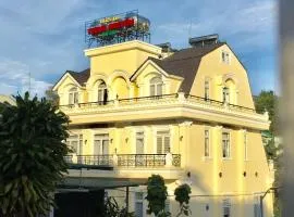 ADALY Hotel & Apartment Dalat