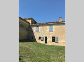 Maison gasconne au calme au cœur du Gers, holiday home in Duran