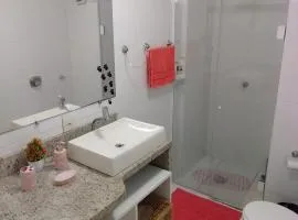 Apartamento 500 metros da Praia, perto do Shopping Atlântico