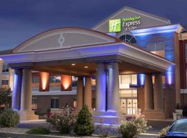 Holiday Inn Express Hotel & Suites Binghamton University-Vestal, an IHG Hotel, hotel u gradu 'Vestal'