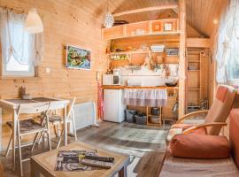 Tiny House Lavender บ้านพักในPodtureň