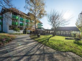 Hotel am Schlossberg, hotel v destinaci Herrenberg