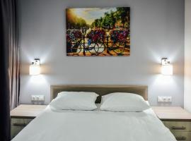 Park Hotel، فندق مع موقف سيارات في Nizhyn