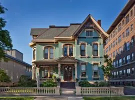 The Kalamazoo House Bed & Breakfast