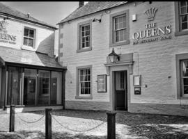 The Queen's Arms Inn, hotel v destinaci Warwick