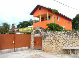 Stoney Gate Cottages, guest house in Negril