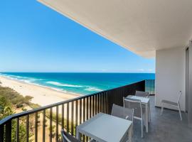 골드코스트 사우스포트 요트 클럽 근처 호텔 Golden Sands on the Beach - Absolute Beachfront Apartments