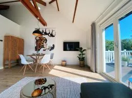 Luxurious historical Loft close to the beach!!