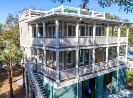 316 E Hudson - The High Tides - Hot Tub - 4 Bedrooms, hotel with jacuzzis in Folly Beach