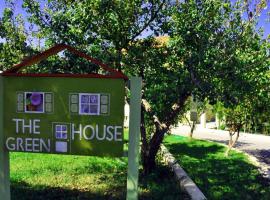 Green House!!: Sfakerá şehrinde bir otel