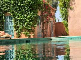 Villa Magtafa, hotel con piscina en Marrakech