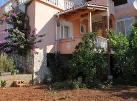 Apartments Ralje - 100m from the sea & free parking, hotel en Sali