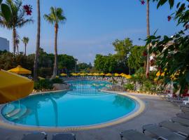 Mayfair Gardens, hotel in Paphos City