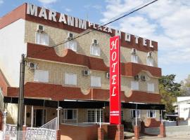 Maranim Plaza Hotel, hôtel à Amparo