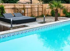 Villa de 5 chambres avec piscine privee jacuzzi et wifi a Ares a 1 km de la plage