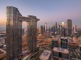 FIRST CLASS 2BR with full DUBAI SKYLINE & SEA view, hotel in zona Fontana di Dubai, Dubai