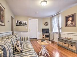 Inviting Salem Apartment Near Waterfront and Museums, hotel a Salem