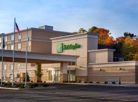 Holiday Inn Marquette, an IHG Hotel โรงแรมในมาร์เคท