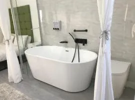 Apartment style Space ideal for business & contractors