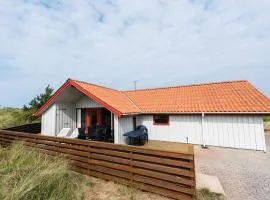 6 person holiday home in Hvide Sande