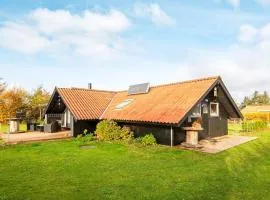 6 person holiday home in Ulfborg