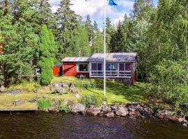 Holiday home FORSBACKA، مكان عطلات للإيجار في Forsbacka