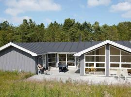 8 person holiday home in Jerup, semesterhus i Jerup