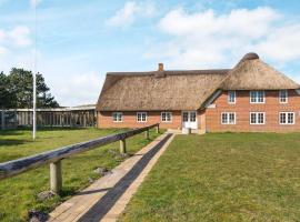 25 person holiday home in Rømø-By Traum, khách sạn ở Mølby