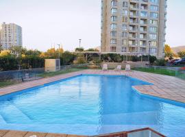 Hermoso departamento a pasos de playa Peñuelas La Serena, ξενοδοχείο σε Κοκίμπο