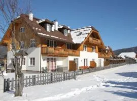 Apartment in Sankt Margarethen near ski area