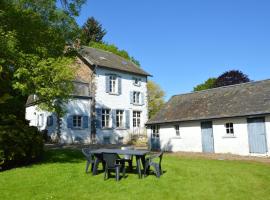 Quiet cottage in Roumont, casa o chalet en Roumont