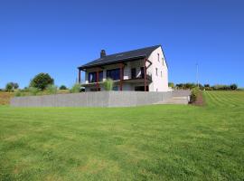Classy Holiday Home in Martilly with bubble bath, holiday home in Martilly
