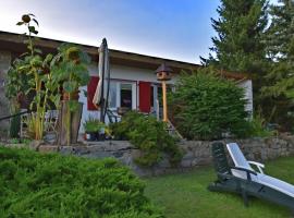 Cozy Holiday Home in G ntersberge with Garden, hotel i Güntersberge