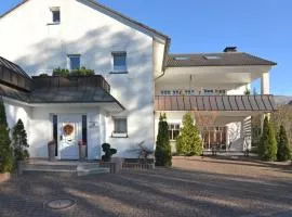 Stilvolle Wohnung in Madfeld mit eigener Terrasse