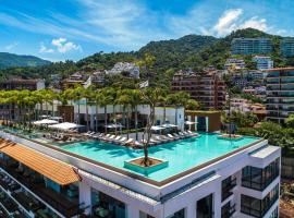 PIER 57 - 710 Fabulous & Luxurious 2 BR Penthouse, ξενοδοχείο σε Puerto Vallarta
