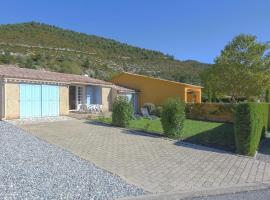 Holiday house nearby the Lac de Castillon, hytte i Castellane