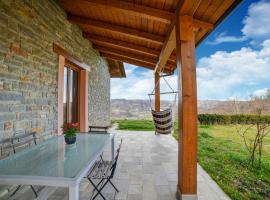 typical Piedmontese house in the Langhe, hotel u gradu Vesime