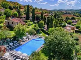 Farmhouse Umbria-Tuscany with Pool