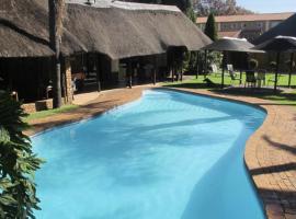 Aero Airport Lodge, hotel near O.R. Tambo International Airport - JNB, 