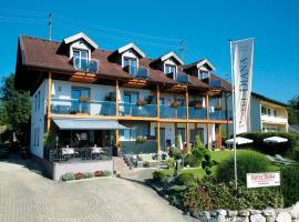 Hotel Diana, hotel di Portschach am Worthersee