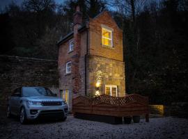 Robin Hood Tower, casa vacacional en Crich