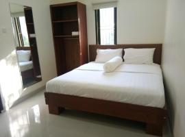 Clean & Comfort Homestay, hotel em Ambon