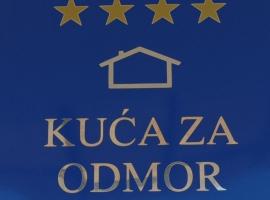 Holiday Home Mare - Monti, hotel in Karlobag