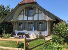 Freistehendes, denkmalgeschütztes Stöckli bei Bern, Ferienhaus in Kirchlindach