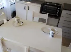 Spacious 1bed + braai 13km to Paternoster beach