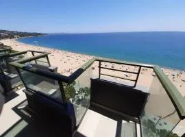 Apartamento vistas mar primera linea playa