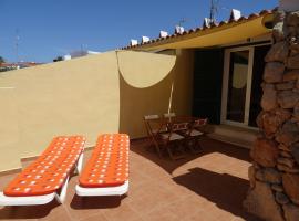 Apartamento las Siete Palmeras, hotel keluarga di Cala en Blanes