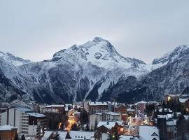 Magnifique Vue Centre Station, hotel near Petit Bosquet, Les Deux Alpes