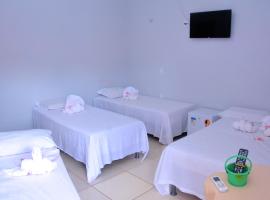 Pousada Universal, hotel i Riachão